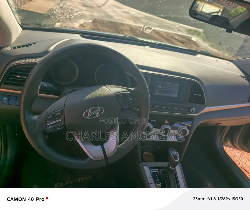 Hyundai Elantra 2019 Gray