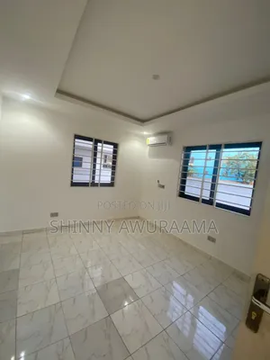 4bdrm House in Nmai-Dzorn, School Junction for rent