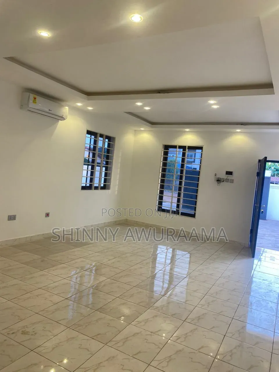 4bdrm House in Nmai-Dzorn, School Junction for rent