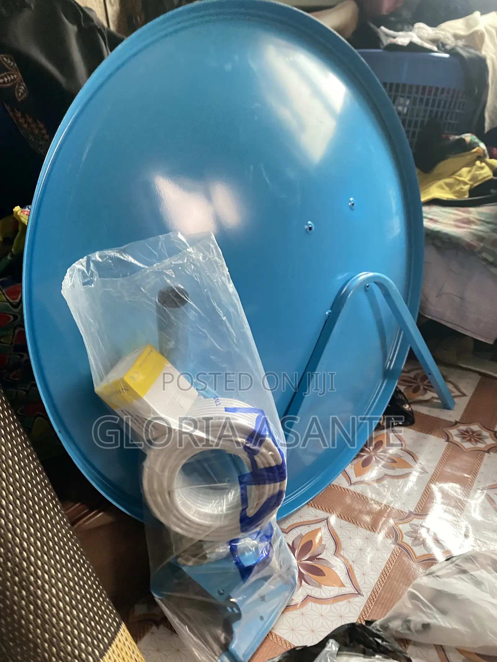 DSTV Dish and Decoder for Sale