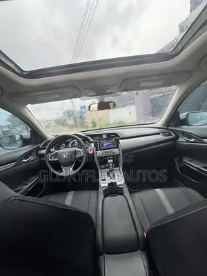 Honda Civic EX Sedan 2018 Silver