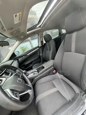 Honda Civic EX Sedan 2018 Silver