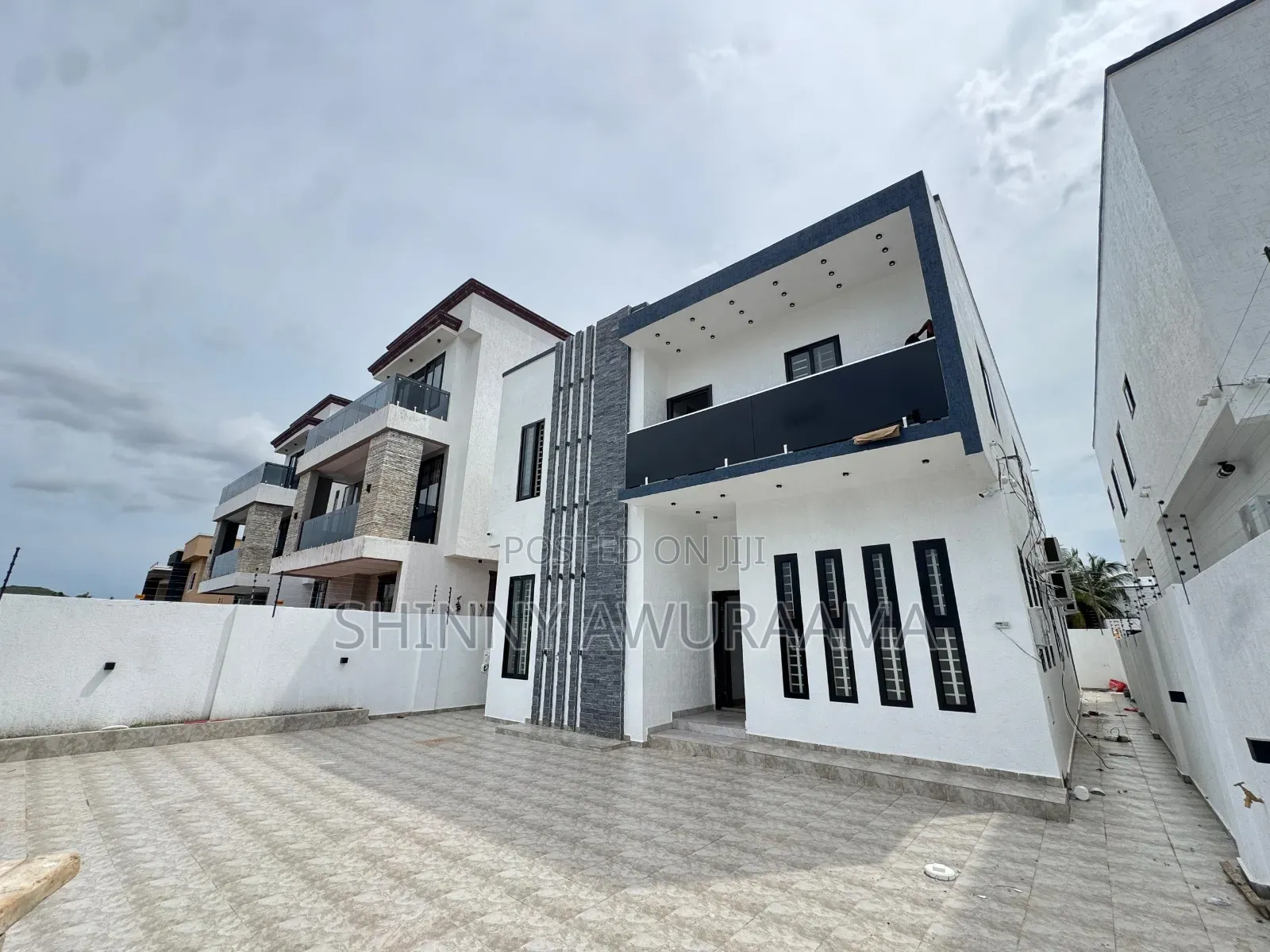 3bdrm House in Ogbojo, Boundary Road Area for sale