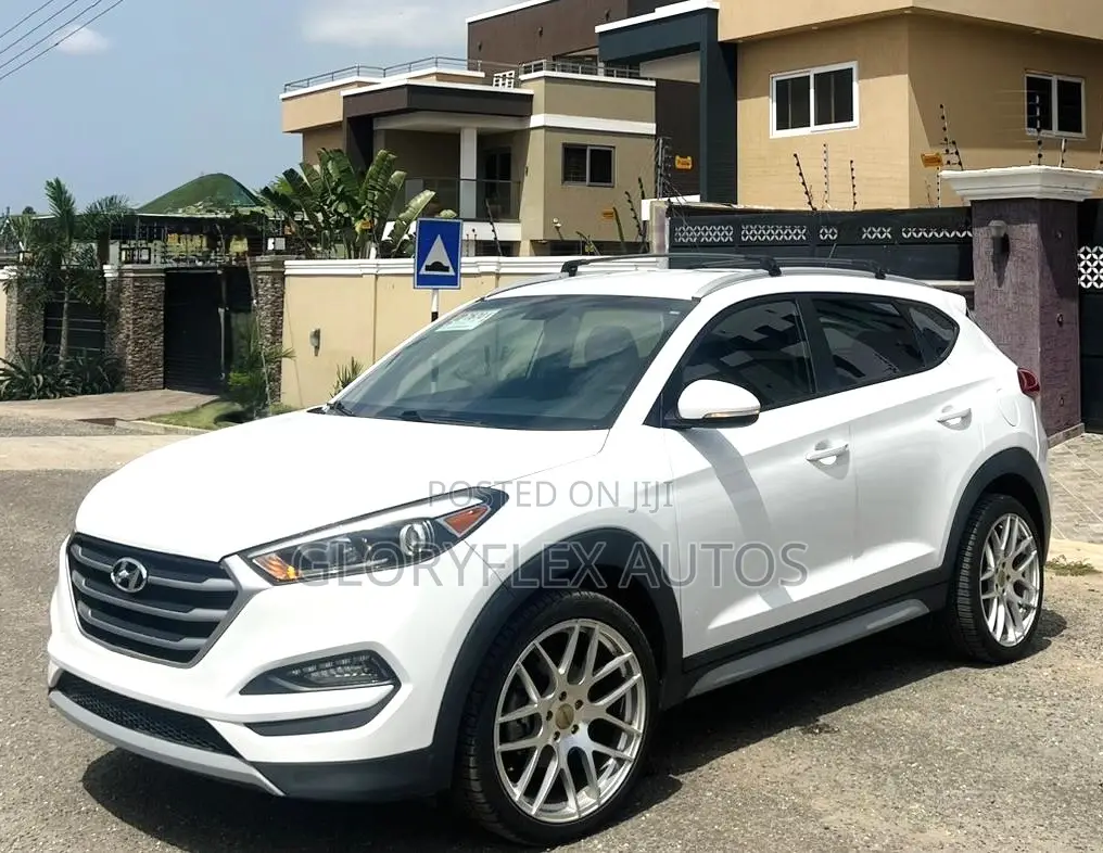 Hyundai Tucson 2017 Silver
