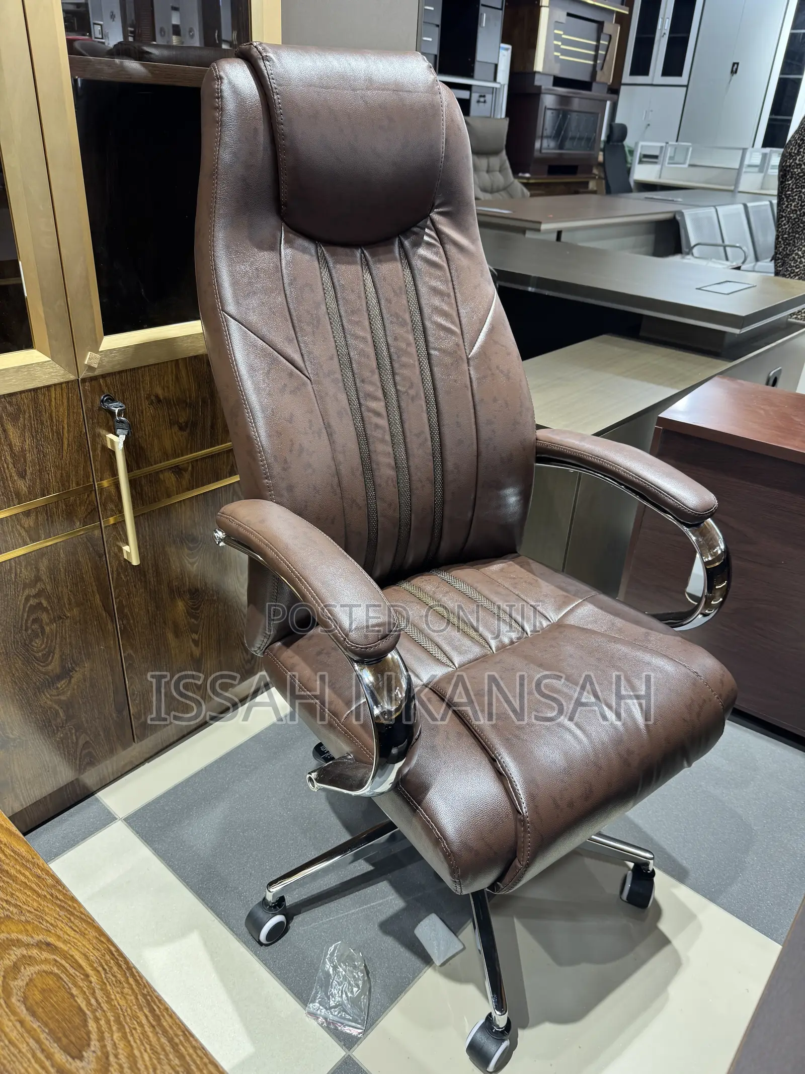 Medium Back Office Chair
