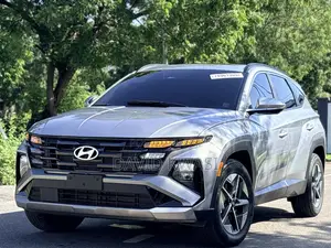 Hyundai Tucson SEL AWD 2025 Silver