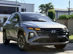 Hyundai Tucson SEL AWD 2025 Silver