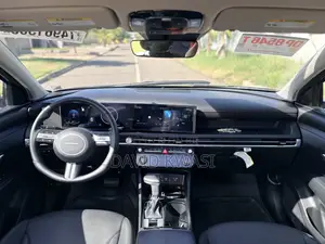 Hyundai Tucson SEL AWD 2025 Silver