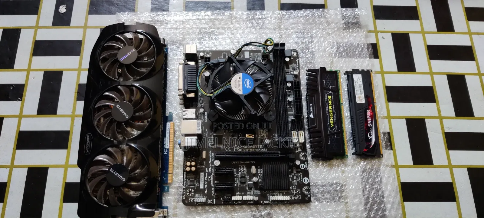 Gigabyte GA-H110MSTX-HD3-ZK 16GB Intel Core i7 HDD 16 GB
