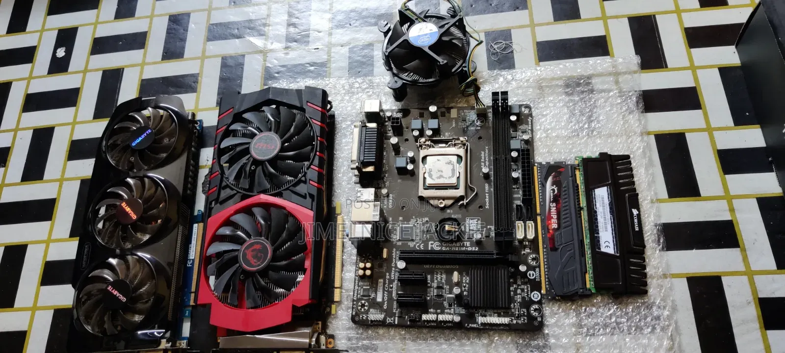 Gigabyte GA-H110MSTX-HD3-ZK 16GB Intel Core i7 HDD 16 GB