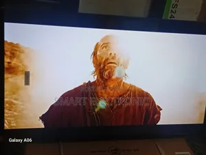 Samsung 43” Entertainment Smart Tv for Movies, Sports Gaming
