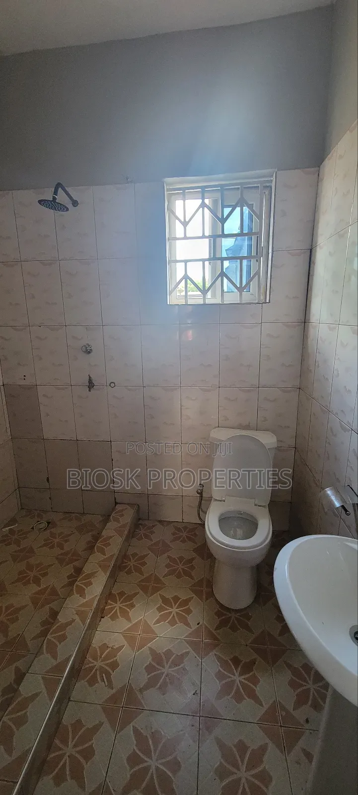 1bdrm Apartment in Biosk Properties, Malejor for rent