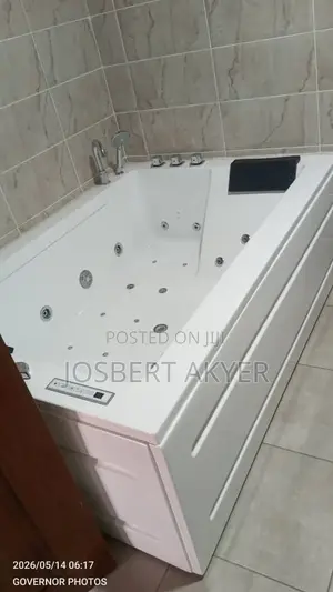 Furnished 8bdrm House in Josbert Homes, Ofankor for sale
