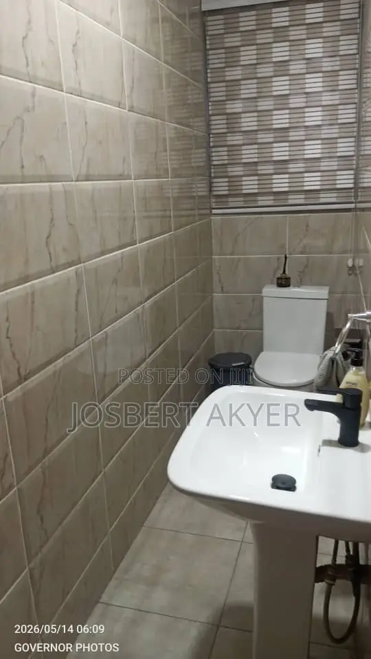 Furnished 8bdrm House in Josbert Homes, Ofankor for sale