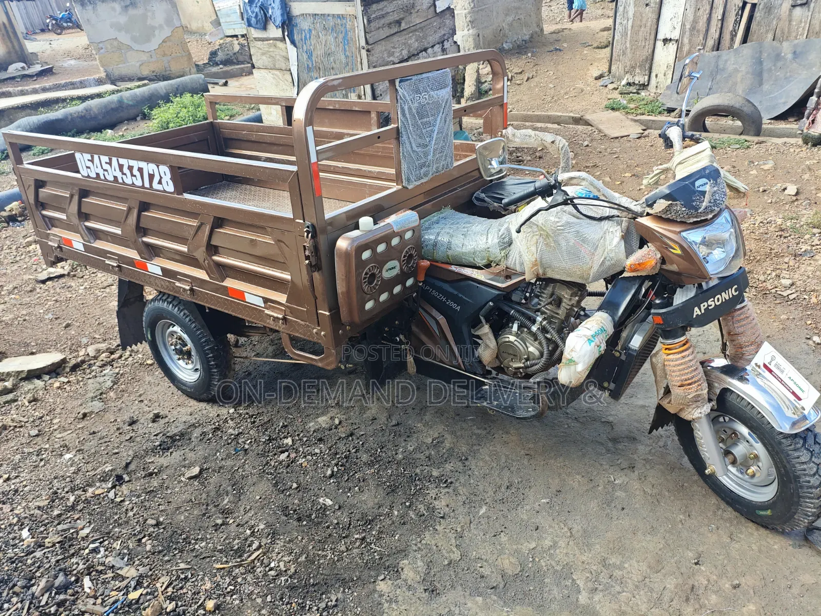 Fast Affordable Tricycle Cargo Delivery