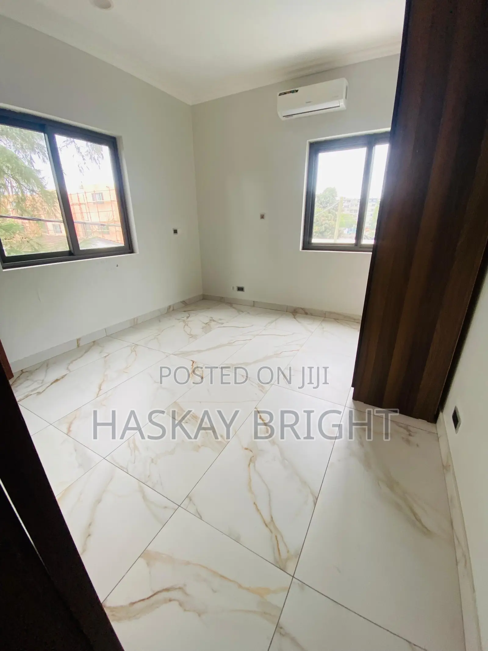 4bdrm Townhouse / Terrace in Airport Residential Area for rent
