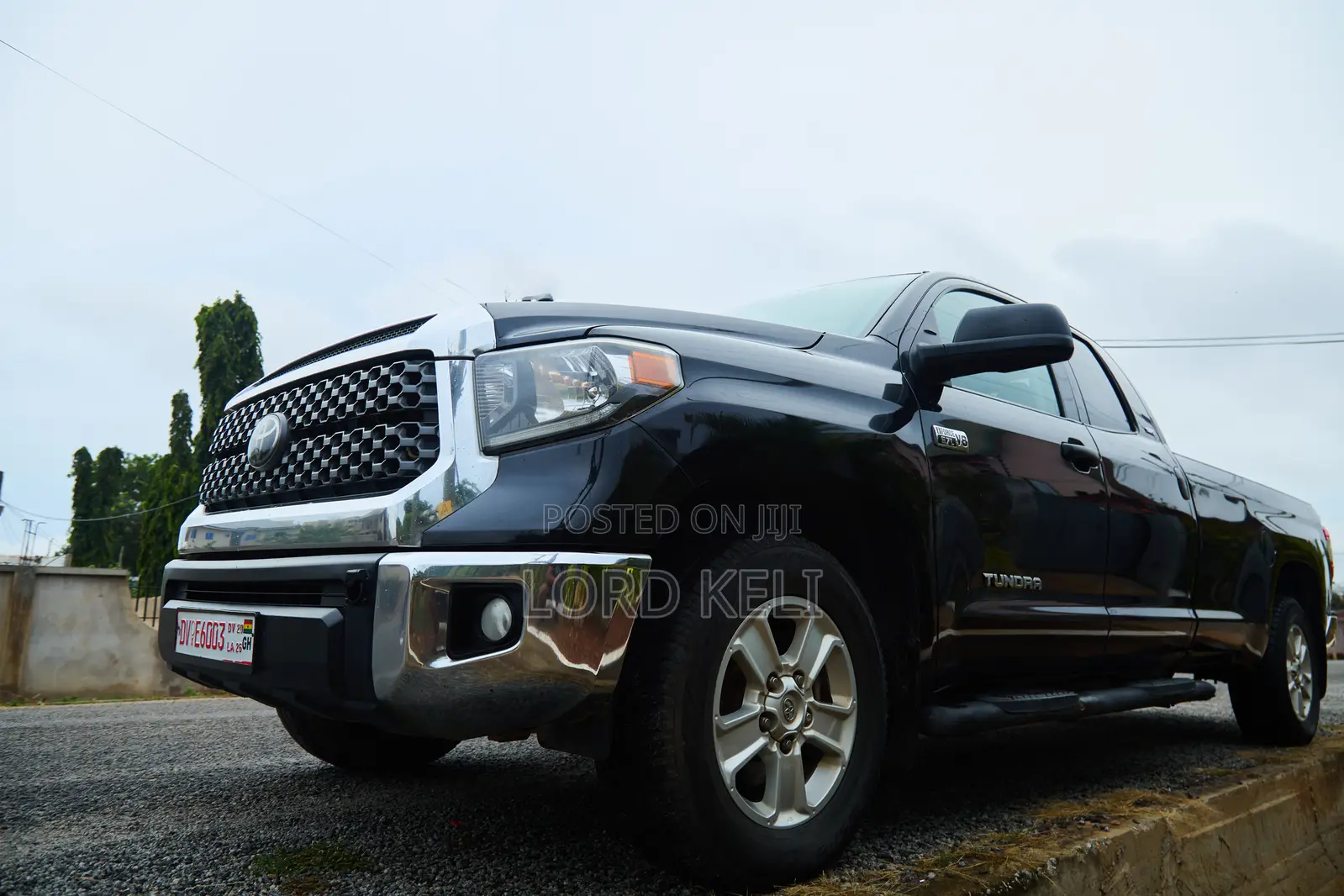 Toyota Tundra SR5 5.7L V8 w/FFV 4x4 Double Cab 6.6 ft. box 145.7 in. WB