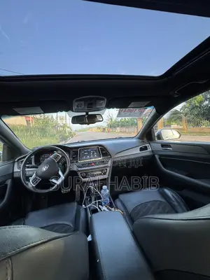 Hyundai Sonata Sport 2018 Blue