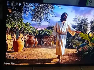 Samsung 43” Smart Tv With Advanced Picture Enhancement Technology