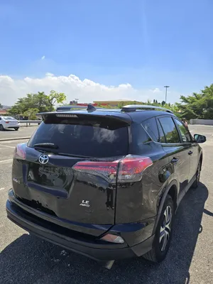Toyota RAV4 LE 4dr SUV AWD (2.5L 4cyl 6A) 2018 Black
