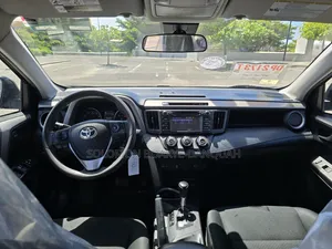 Toyota RAV4 LE 4dr SUV AWD (2.5L 4cyl 6A) 2018 Black