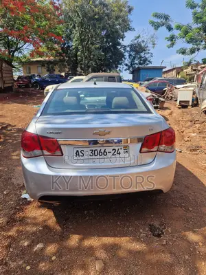 Chevrolet Cruze LTZ 2012 Silver
