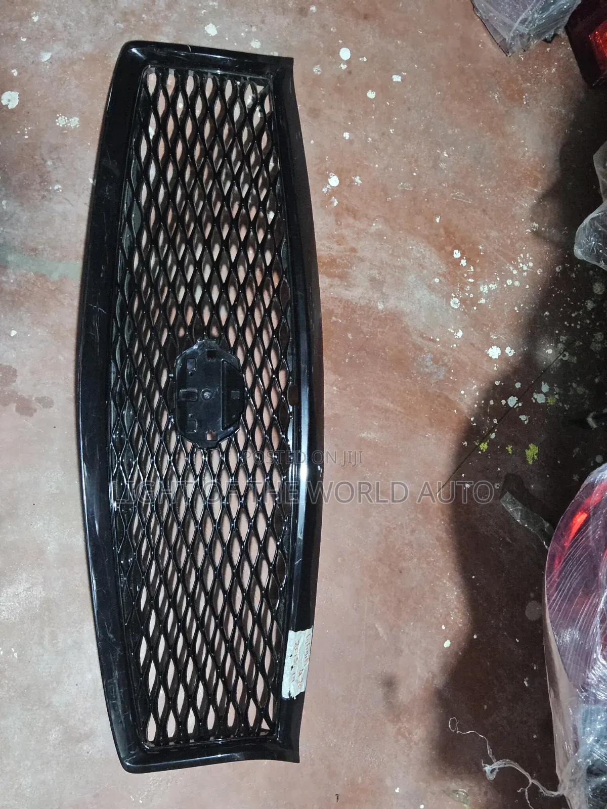 Ifiniti Q70 Front Grille 2015