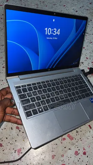 Laptop HP ProBook 640 G8 16GB Intel Core i7 HDD+SSD 512GB