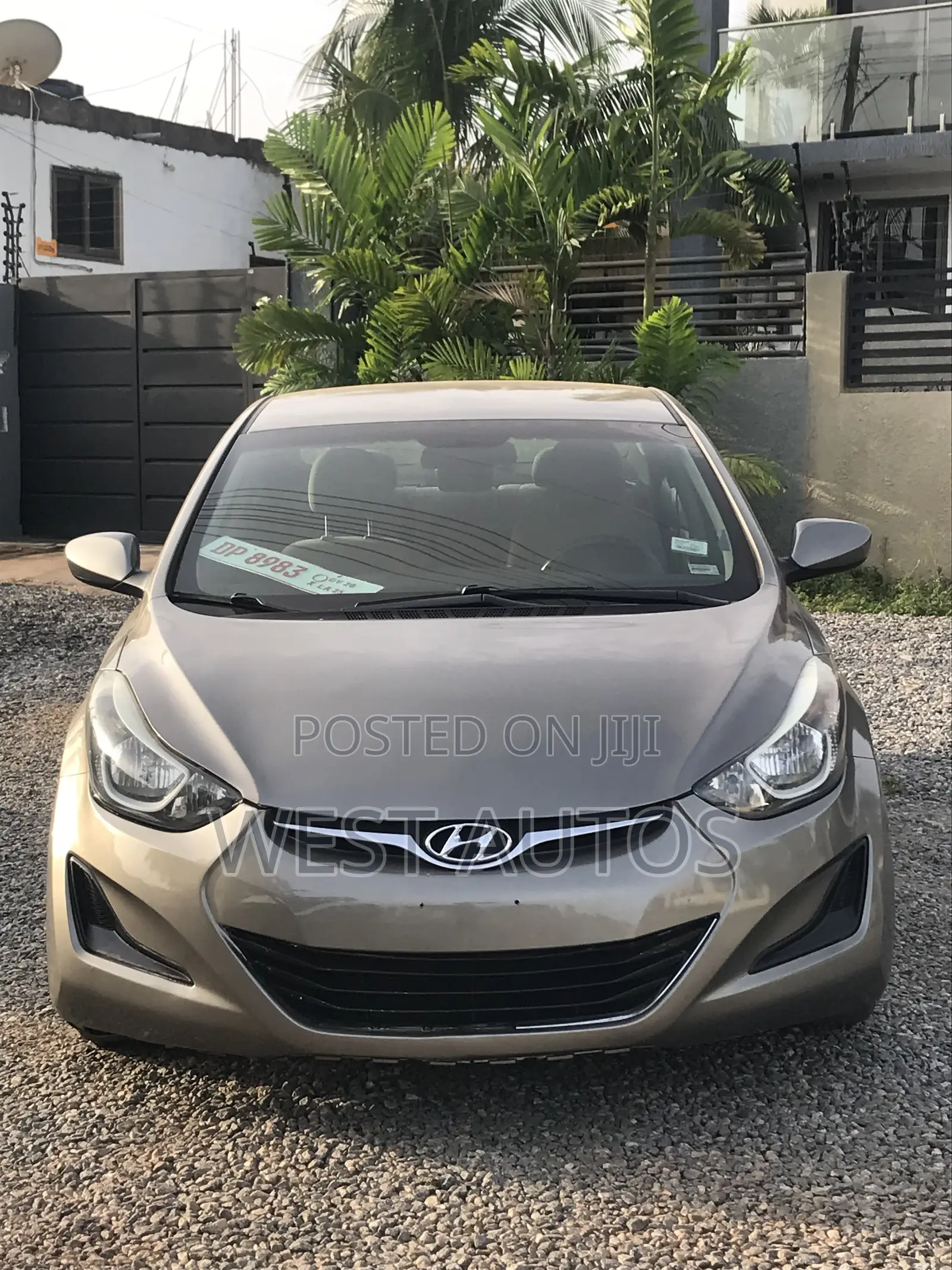 Hyundai Elantra Limited 4dr Sedan (1.8L 4cyl 6A) 2015 Beige