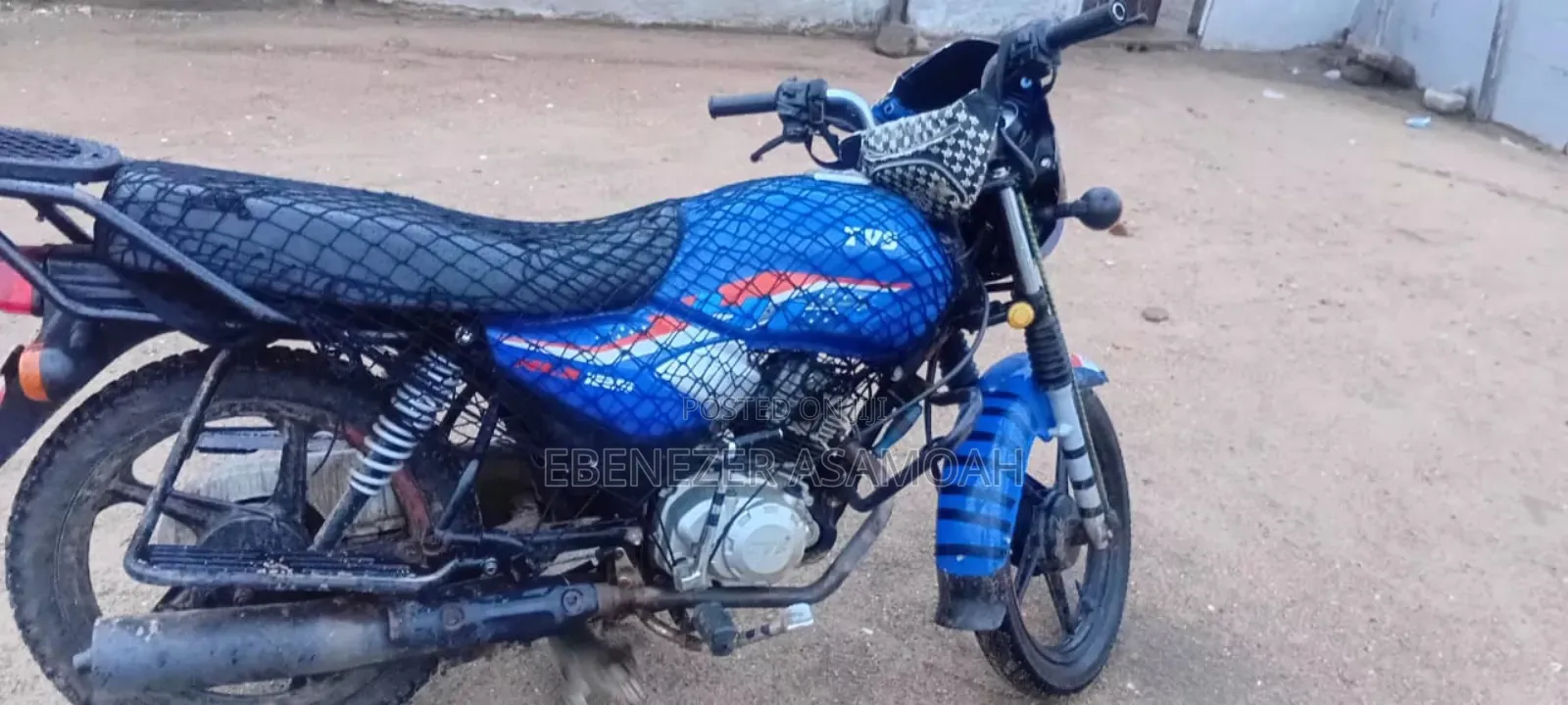 TVS HLX 125 2026 Blue