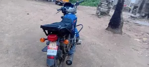 TVS HLX 125 2026 Blue