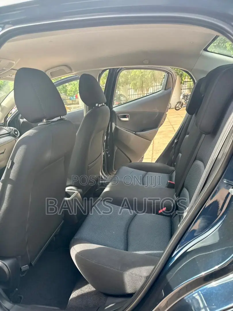 Toyota Yaris iA 1.5 FWD 2017 Blue