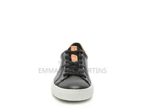 Ecco - Sleek Black Leather Sneakers
