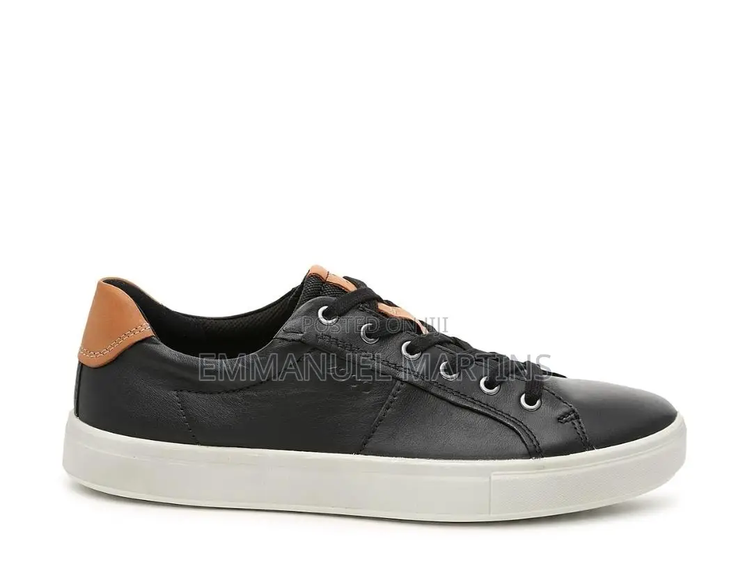 Ecco - Sleek Black Leather Sneakers