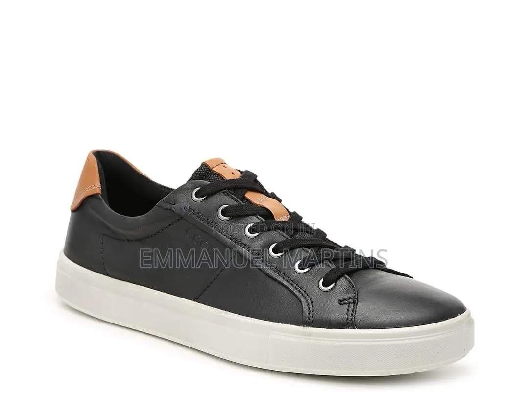 Ecco - Sleek Black Leather Sneakers
