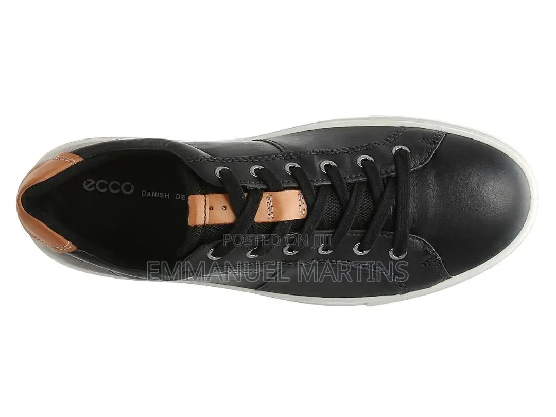 Ecco - Sleek Black Leather Sneakers