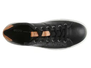 Ecco - Sleek Black Leather Sneakers