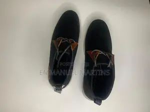 **Premium Men’S Casual Sneakers – Stylish Comfortable**