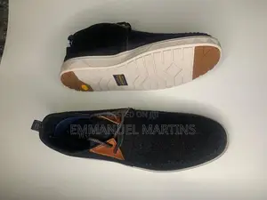 **Premium Men’S Casual Sneakers – Stylish Comfortable**