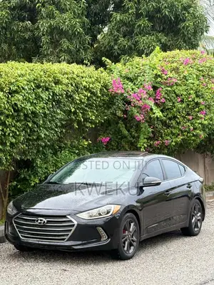 Hyundai Elantra Limited Sedan FWD (2.0L 4cyl 6A) 2017 Black