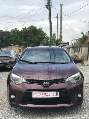 Toyota Corolla S 4dr Sedan (1.8L 4cyl CVT) 2015 Burgundy