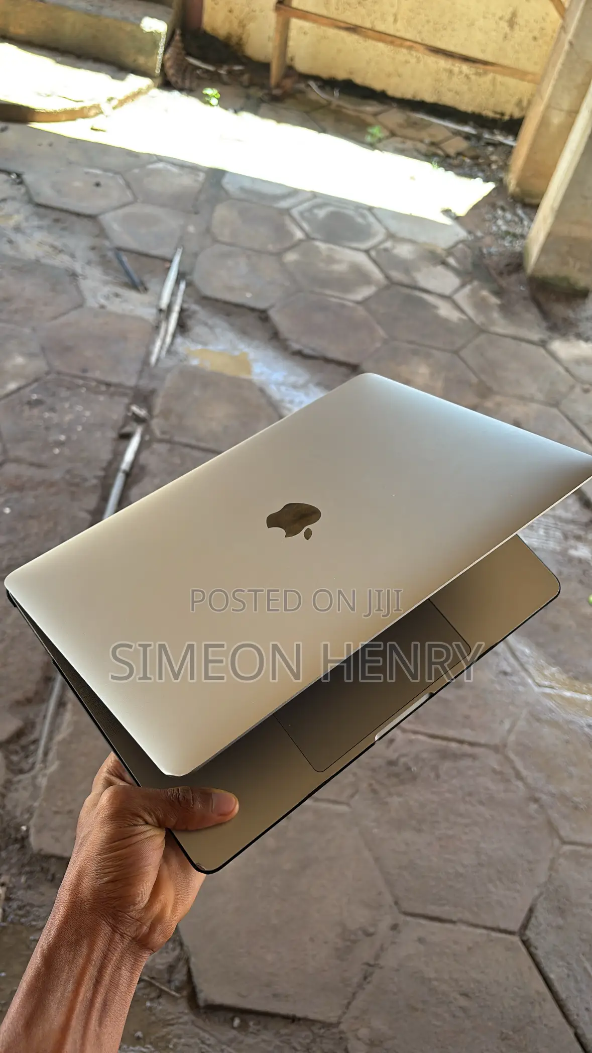 Laptop Apple MacBook Pro 2020 8GB Apple M1 SSD 256GB