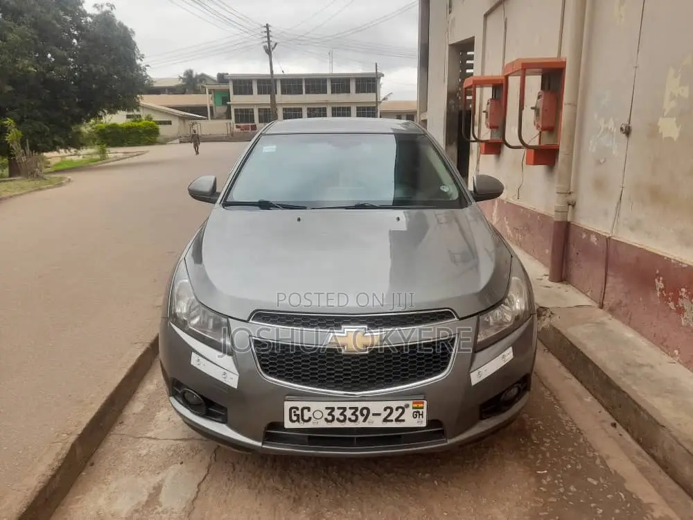 Chevrolet Cruze 2010 Gray