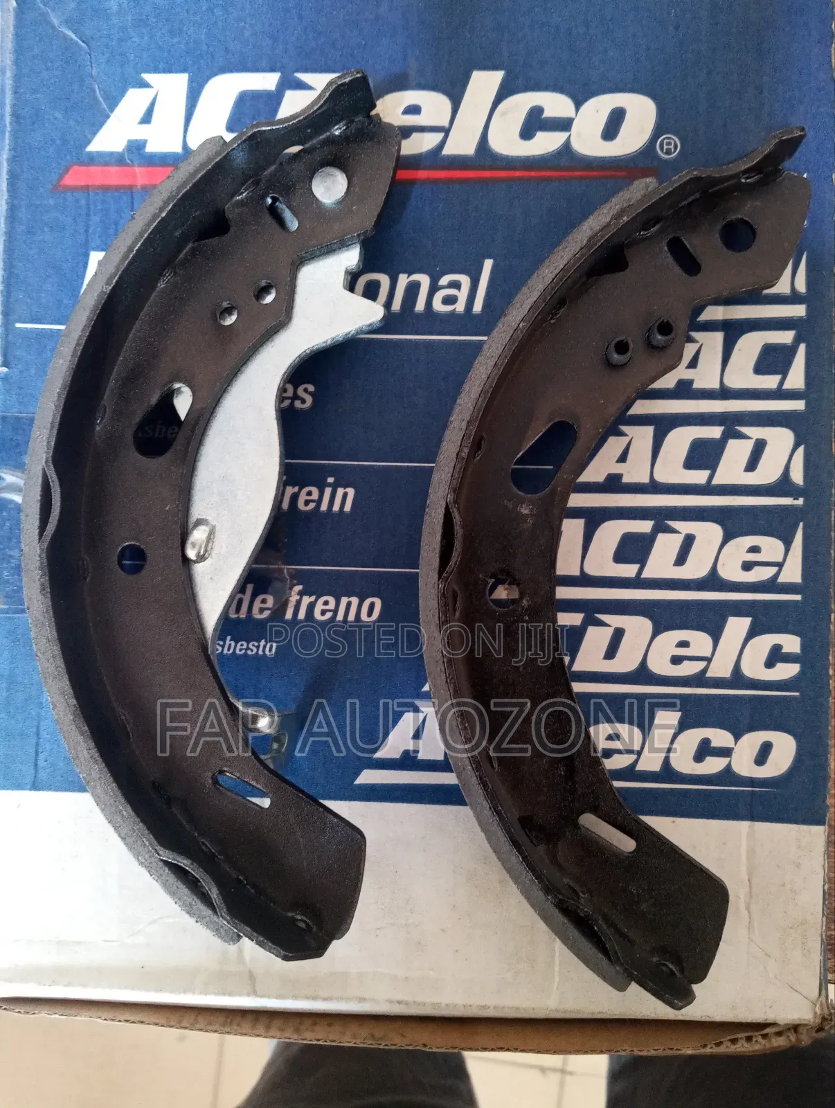 01189. Original Ford Fiesta Brake Shoes From the Usa