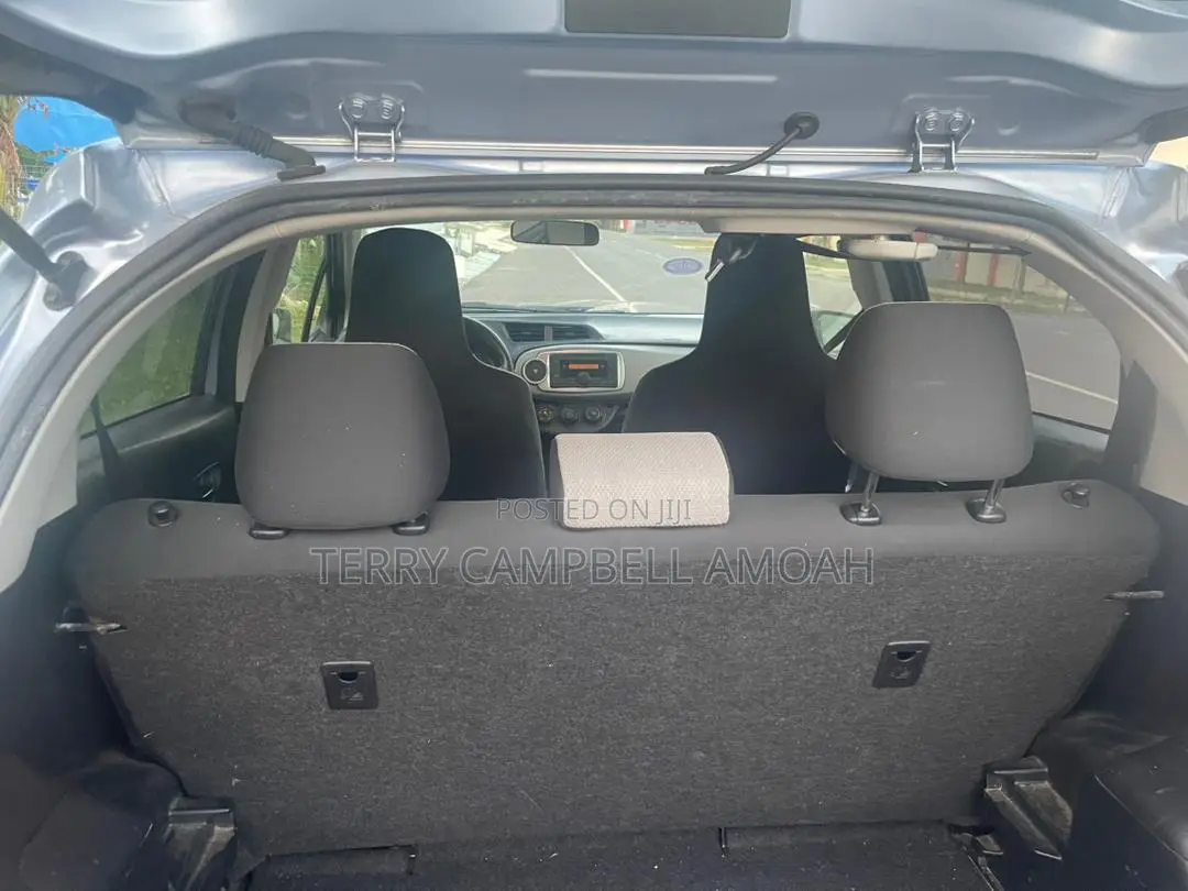 Toyota Vitz 1.0 FWD 3dr 2013 Blue