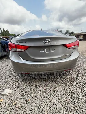 Hyundai Elantra 2013 Gray