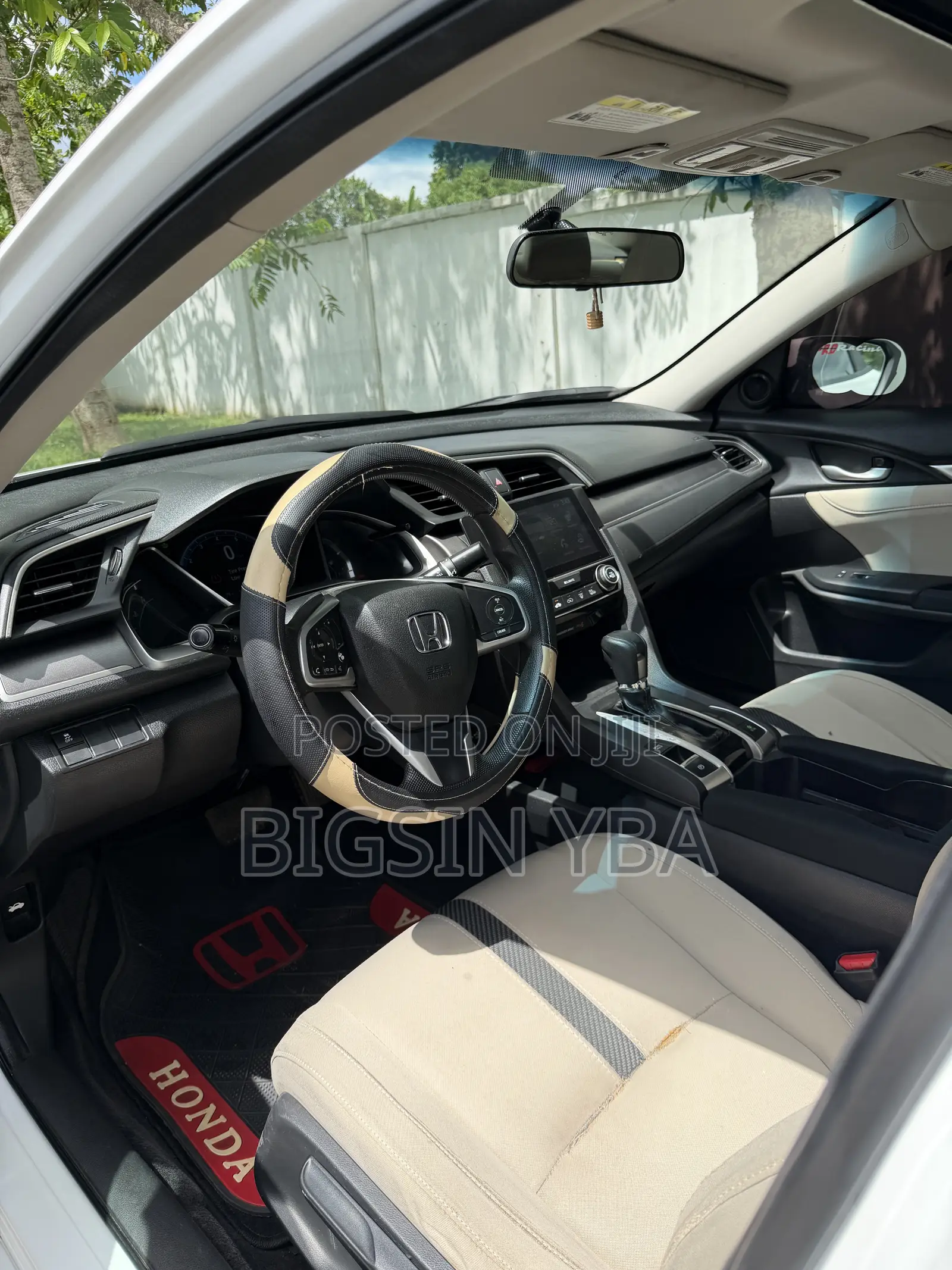 Honda Civic LX 4dr Sedan (2.0L 4cyl) 2016 White