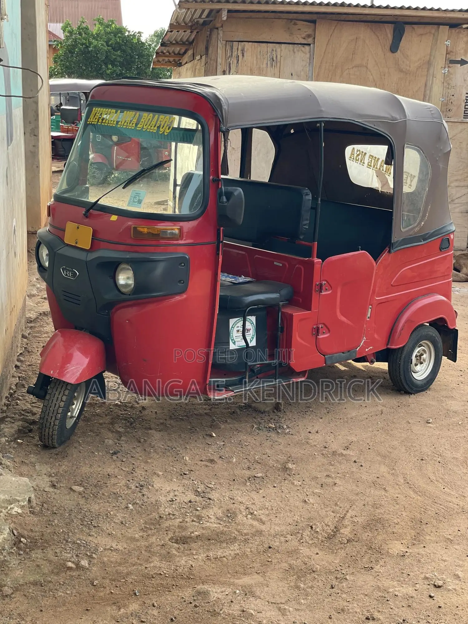 Bajaj RE 2025 Red