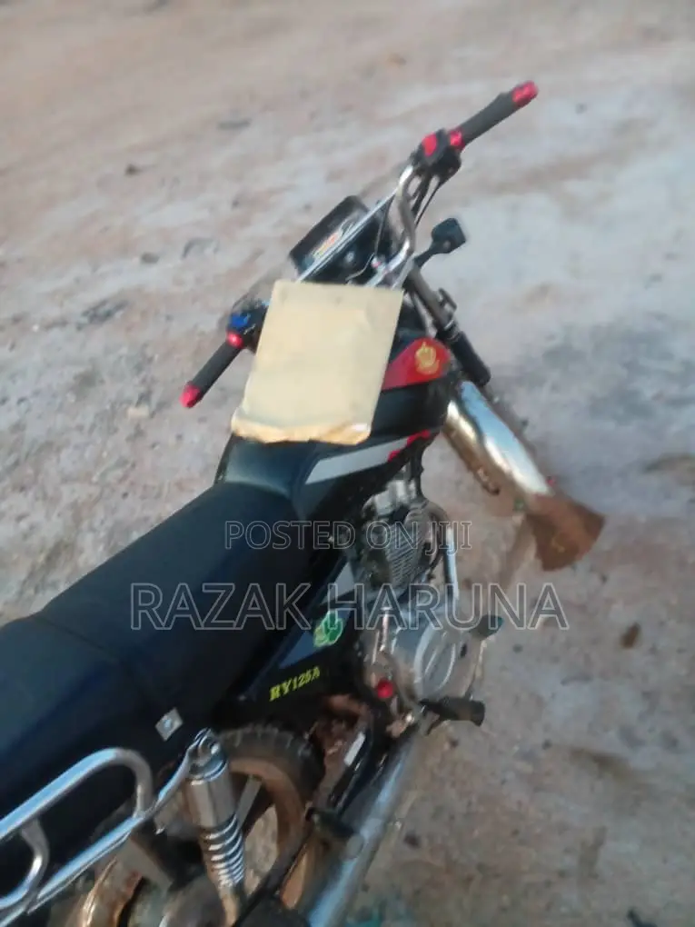 Royal RY125 2024 Black