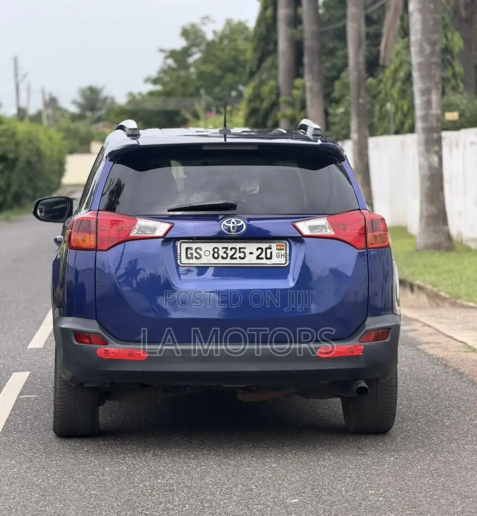 Toyota RAV4 2015 Blue